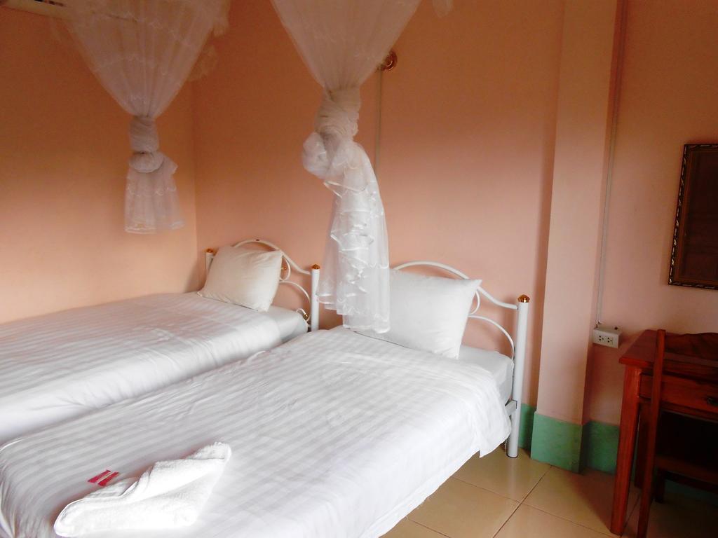 Jammee Guesthouse Ванг-Виенг Номер фото
